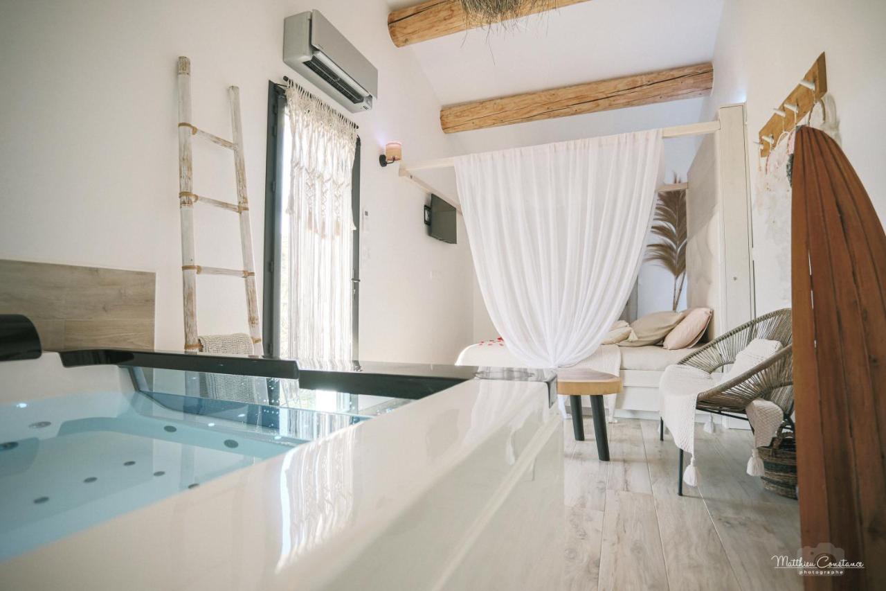 Villa Cocoon - Love Room Cocooning & 50 Nuances Cuges-les-Pins Eksteriør bilde